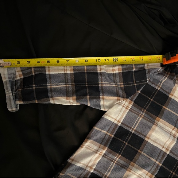 Women’s Karen Brooks button down plaid 3/4 sleeves top with crochet back - Picture 9 of 12